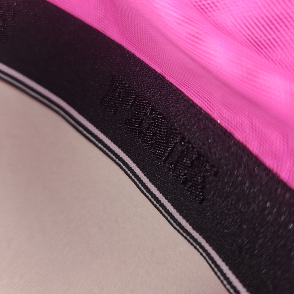PINK Victoria's Secret Bright Pink Bra - Picture 7 of 7